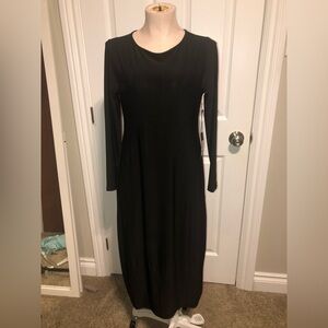 Classic Long Sleeve Black Maxi Dress - Liv Habitat